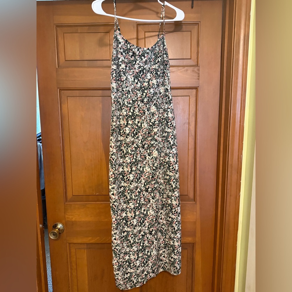 Abercrombie & Fitch Black Floral Midi Dress